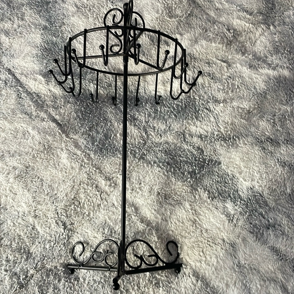 Jewelry hanger
